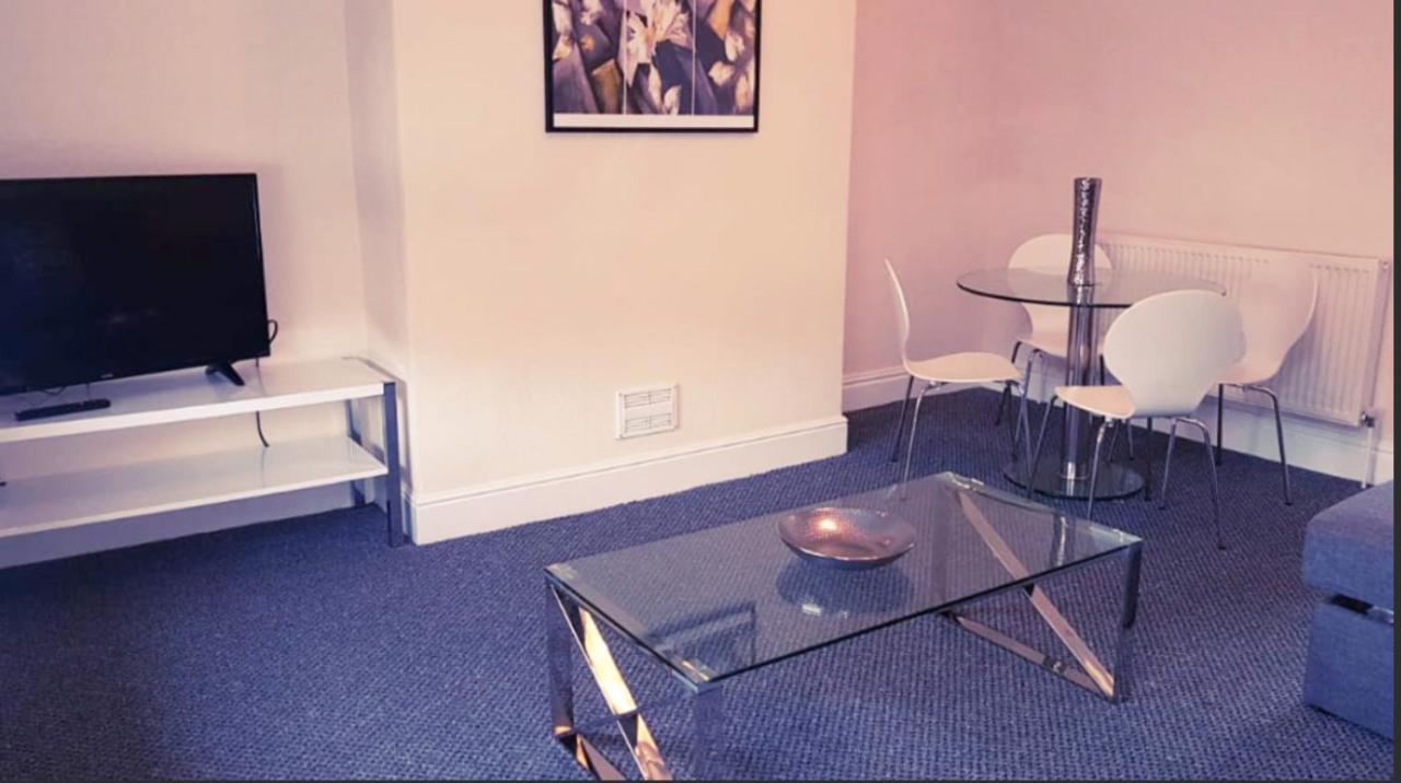 Bradford Hidden Gem - Free Parking *